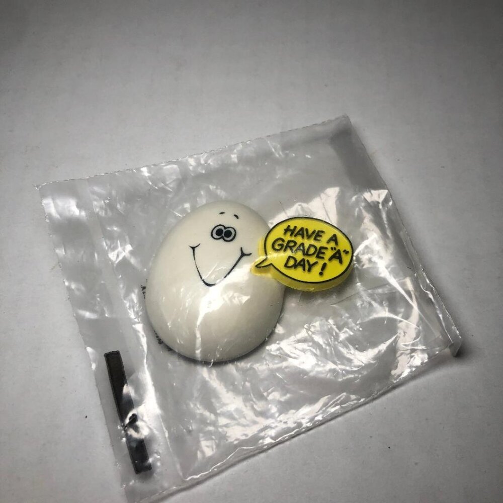 New Vintage Hallmark Lapel Pin Have a Grade A Day Smiley Face Egg Brooch Chicken